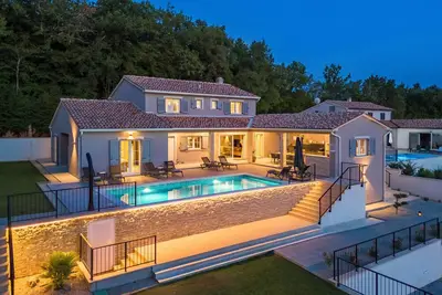 Image de Luxurious 5-bedroom villa with whirlpool and sauna in marvelous Istria