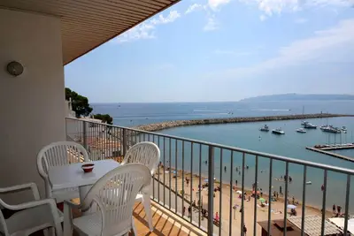 Image de Appartement à Estartit près de la plage