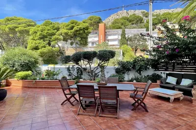 Image de Appartement à Estartit près de la plage