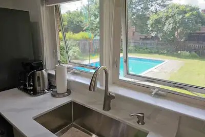 Image de Pool, Foosball, 2 living rms