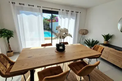 Image de Villa grand confort avec piscine privée dans résidence calme et sécurisée