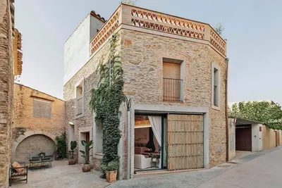 Image de Maison avec terrasse privée à Empordà Costa Brava