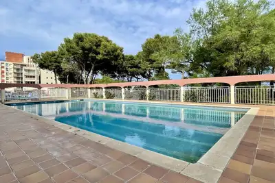 Image de Appartement à Estartit plage avec piscine