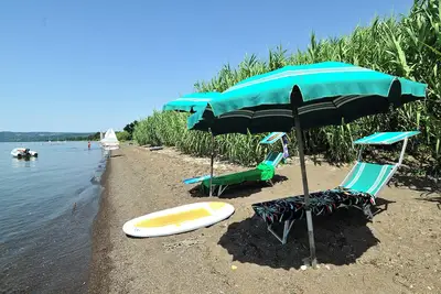 Image de Villa on lake Bolsena with private beach 40 meters and 2000 meters garden