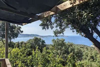 Image de Mobil-home pour 6 personnes avec vue exceptionnelle sur la baie de Calvi