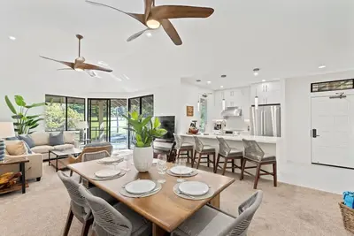 Image de Newly Remodeled-Quiet Location-Ac-Well Equipped-Meticulous Cleaning