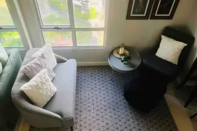 Image de Cozy 1-Br Loft in Bgc with Scenic Views, Modern Comfort & Vibrant Design