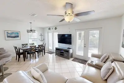 Image de Beautiful 2 bed/2 bath Grand Caribbean 101