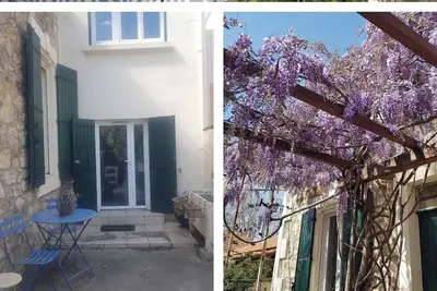 Image de Petite maison au jardin sauvage. . parking gratuit