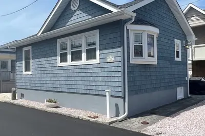 Image de Charming 2-bedroom cottage with WiFi, Ac in Lavallette