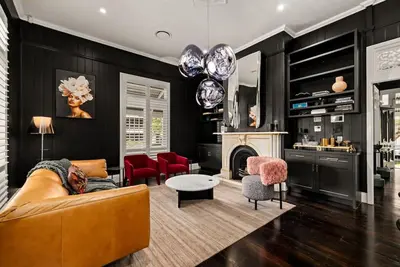 Image de Luxury Inner City Heritage House