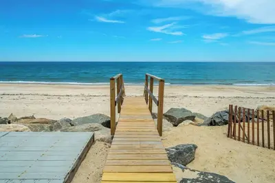 Image de The Quarterdeck | Oceanfront Fun for All Ages