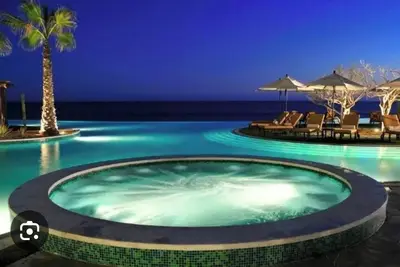Image de Oceanfront Luxury 4 Bdrm Ph Suite, Grand Solmar Land’s End Resort and Spa, Cabo\n