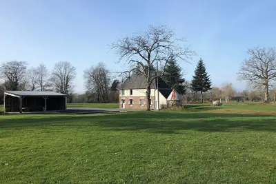 Image de Domaine d'amour is a rural cottage completely surrounded by nature on 2. 4 ha