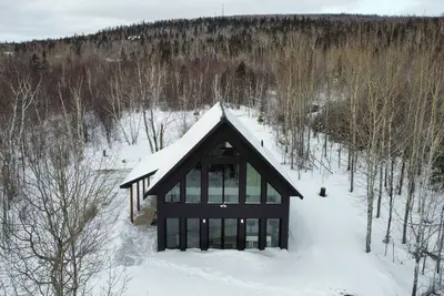 Image de 2 Mi to Lutsen Mtns: Modern Cabin w/ Fire Pit!