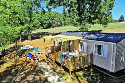 Image de Mobilheim • Raised Terrasse