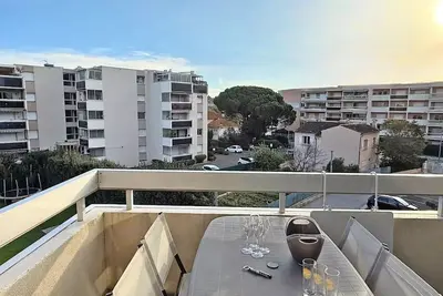 Image de Appartement 2\/4 personnes - Climatisation - Wifi - Proche centre et plage - Sainte Maxime