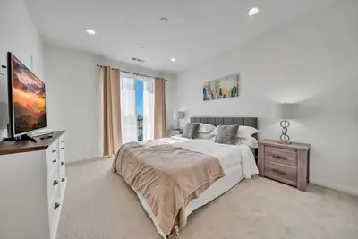 Image de Modern 3br Home in Anaheim’s Palm Court-Prime Location, Fully Furnished #42270