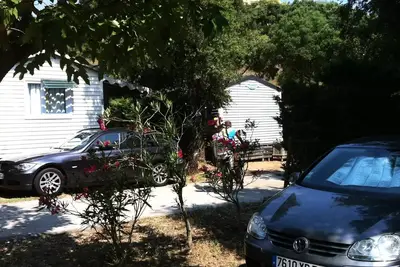 Image de Mobil-Home le Pellegrin -  terrasse couverte 4 personnes