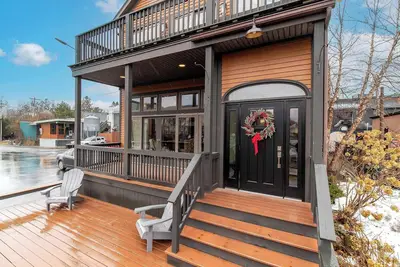 Image de Luxury Retreat in Ellicottville's Historic