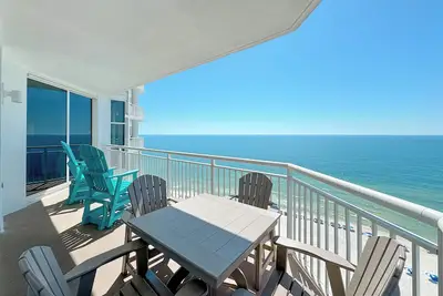 Image de Palacio 1606 | Oceanfront, Resort Amenities | My Beach Getaways