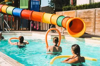 Image de Mobilhome Pacifique Premium Xl 4 Pièces 6 Personnes Climatisé + Tv