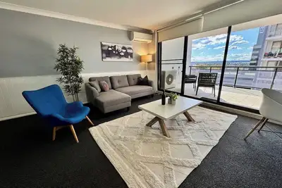Image de Modern 2Bdr Apt 7mins to Paramatta Train Station