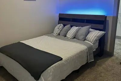 Image de Cozy 1-bedroom apartment in beautiful downtown Atlanta with amazing view