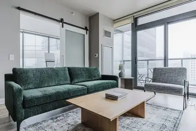 Image de Blueground | River North, pool & gym, nr Mile