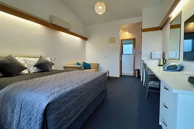Image de Compact, Cosy Studio