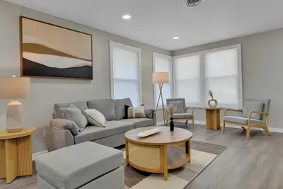 Image de 4br Montrose Meadow Retreat｜Laundry Room｜Private Backyard｜High speed Wifi #42078