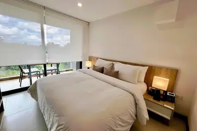 Image de Chambre luxueuse avec vue sur la montagne et salle de bain privée à Rionegro en Colombie