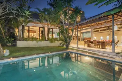 Image de 3-Bedroom Villa in Batu Belig