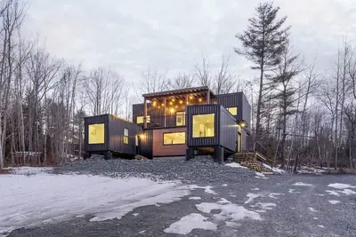 Image de Green Mountain Container | Best Views @ Mount Snow