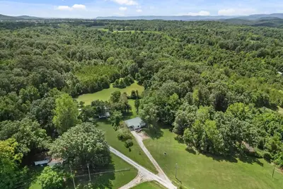 Image de The Cottage on Abbey- Summer Getaway in Harrison