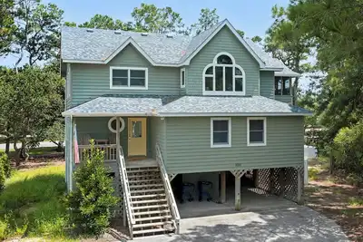 Image de Hide Away Heaven: Pool, Hot Tub, Screened Porch