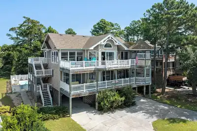 Image de Lighthouse Jewel: Private Pool/Hot Tub/Sound Views