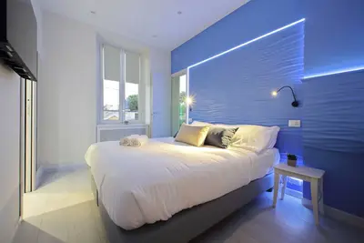 Image de Deluxe Cobalto Apartment - Domus Augustea San Giovanni Sunset Suites