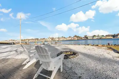 Image de Luxury waterfront home with breathtaking views in Barrington