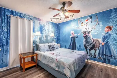 Image de 3br Spacious Home w/ Game Room & Themed Bedroom