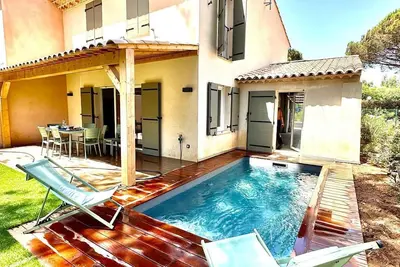 Image de Villa 4* les pieds dans l’eau piscine privée à 5 mn de la mer des+ belles plages