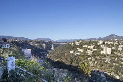 Image de Appartement T3 climatisé  de plain pied sur les hauteurs de Nice