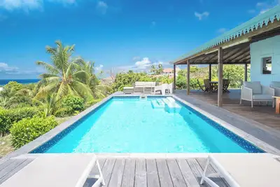 Image de Villa Capi avec piscine privée au sel et 3 chambres climatisées