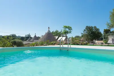 Trulli Dei Ciclamini - Locorotondo
