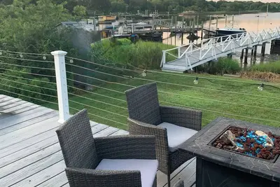 Image de Amazing Water Front 4-bedroom estate in charming Narragansett with Ac, WiFi