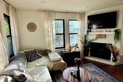 Image de Charming 2-bedroom townhome near Downtown La and Pasadena with Ac, WiFi