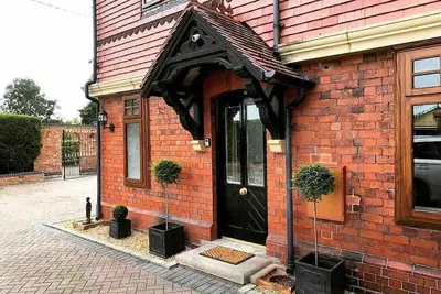 Image de Stylish two bedroom apartment near Rookery Hall