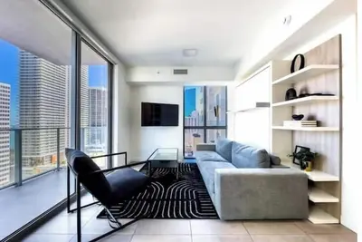 Image de High-Rise Lux 1br Condo with Ocean and City Views