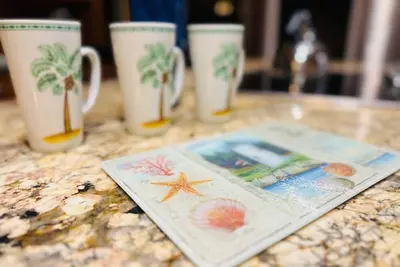 Image de The Sand Castle  - Cozy Oasis with Hot Tub