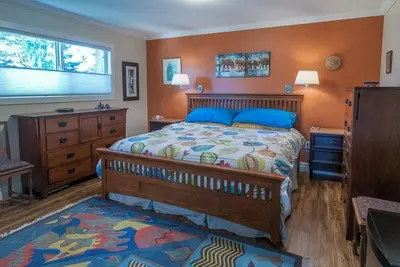 Image de Bright Modern Suite Fully Supplied Central & Quiet